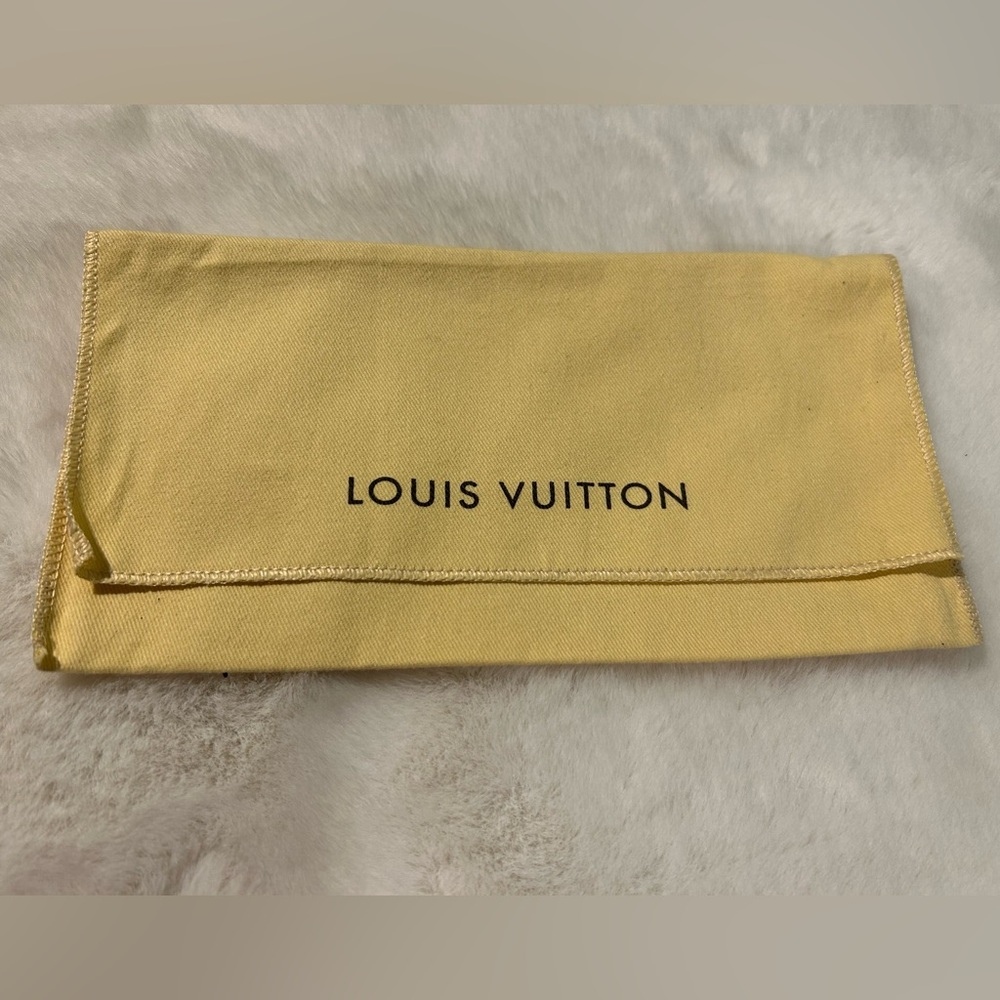 Louis Vuitton Orig Dustbag 9in x 4.5in  for Long Wallet Beige